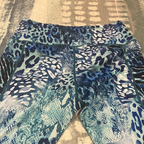 Constantly Varied Gear Women's Blue Leggings - Picture 3 of 3